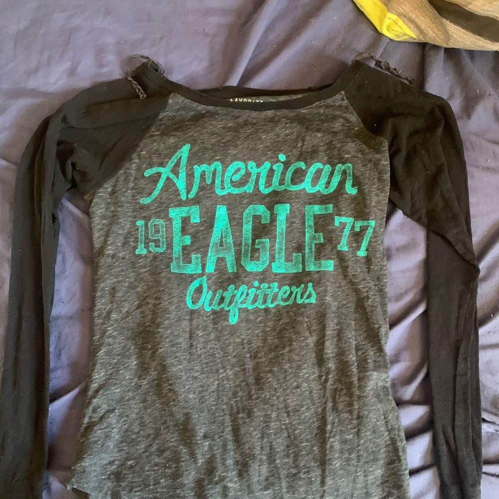 American Eagle top